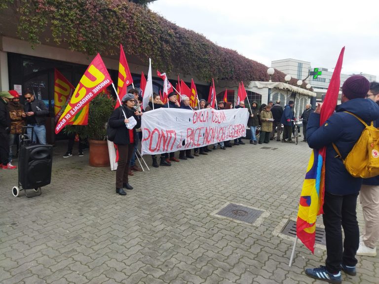 Italy. Lower your weapons! Raise the wages! Saturday 18 Demonstration at Pisa airport, towards the national mobilisation in Genoa