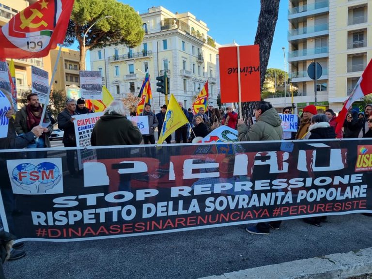 Demonstration in solidarity with the Peruvian people under the Embassy of PERU in ROME