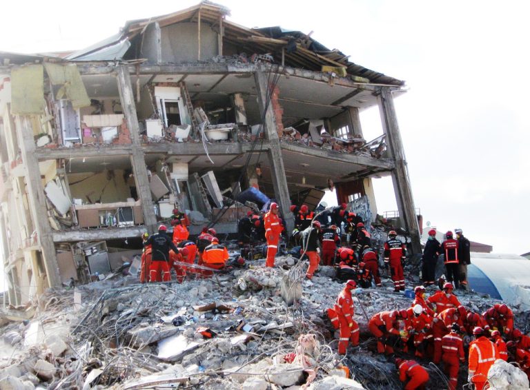 Earthquake, USB appeal to Meloni government: redirect war spending to help Turkish, Syrian and Kurdish populations