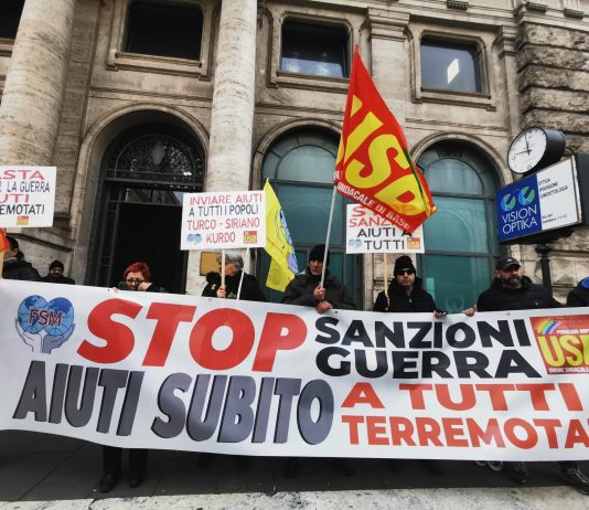 Earthquake, USB flash mob at Civil Defence to demand aid for all earthquake victims