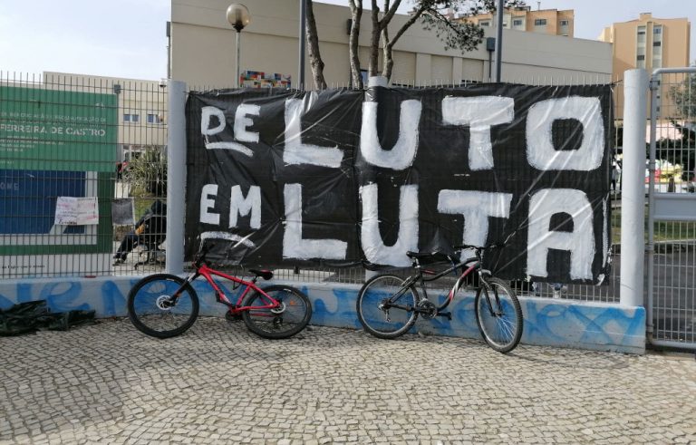 Portugal. Serviços mínimos estão a transformar-se em sevícias máximas sobre os professores