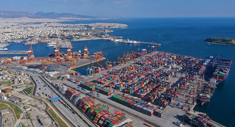 Another work-related murder and two seriously injured in the port of Piraeus.