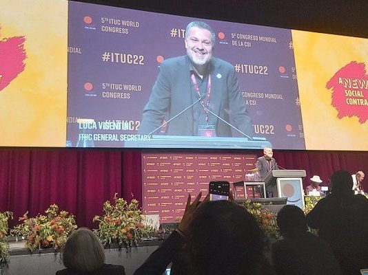 ETUC congress opens tomorrow. They pretend that nothing is happening in order to continue to serve the European Union and the interests of capital.