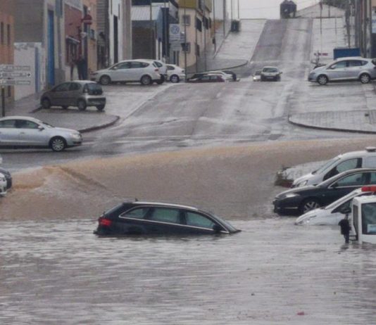 Solidaridad con los afectados por las inundaciones en Sevilla