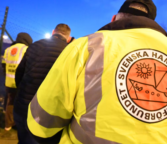 Solidarity to dockworkers union in Sweden
