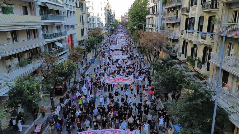 PAME: A Magnificent Rally of Unprecedented Size in Thessaloniki!